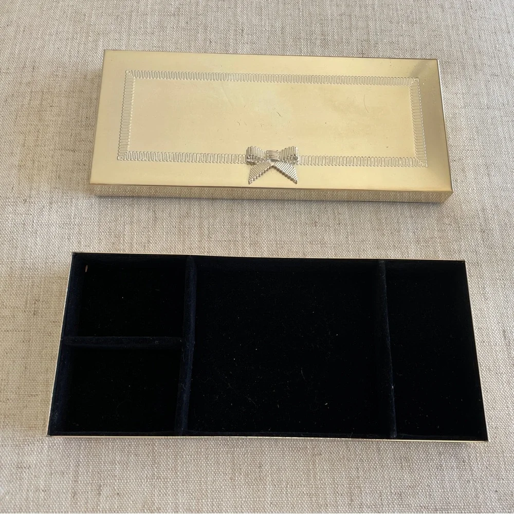 kate spade ♠️ Gold Bow Jewelry Box
